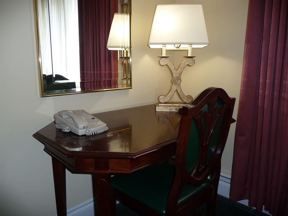 Arbutus Inn Victoria Zimmer foto